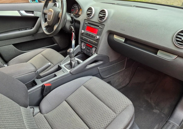 Audi A3 cena 26900 przebieg: 150000, rok produkcji 2009 z Wałbrzych małe 529